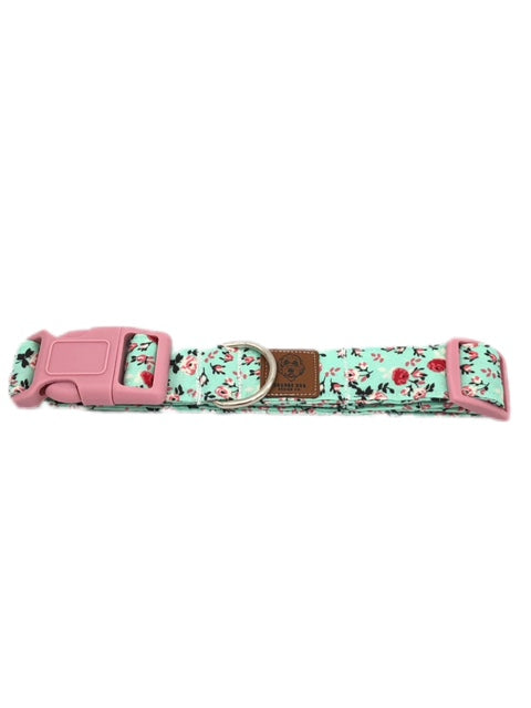 Mint & Rose French Country Collar